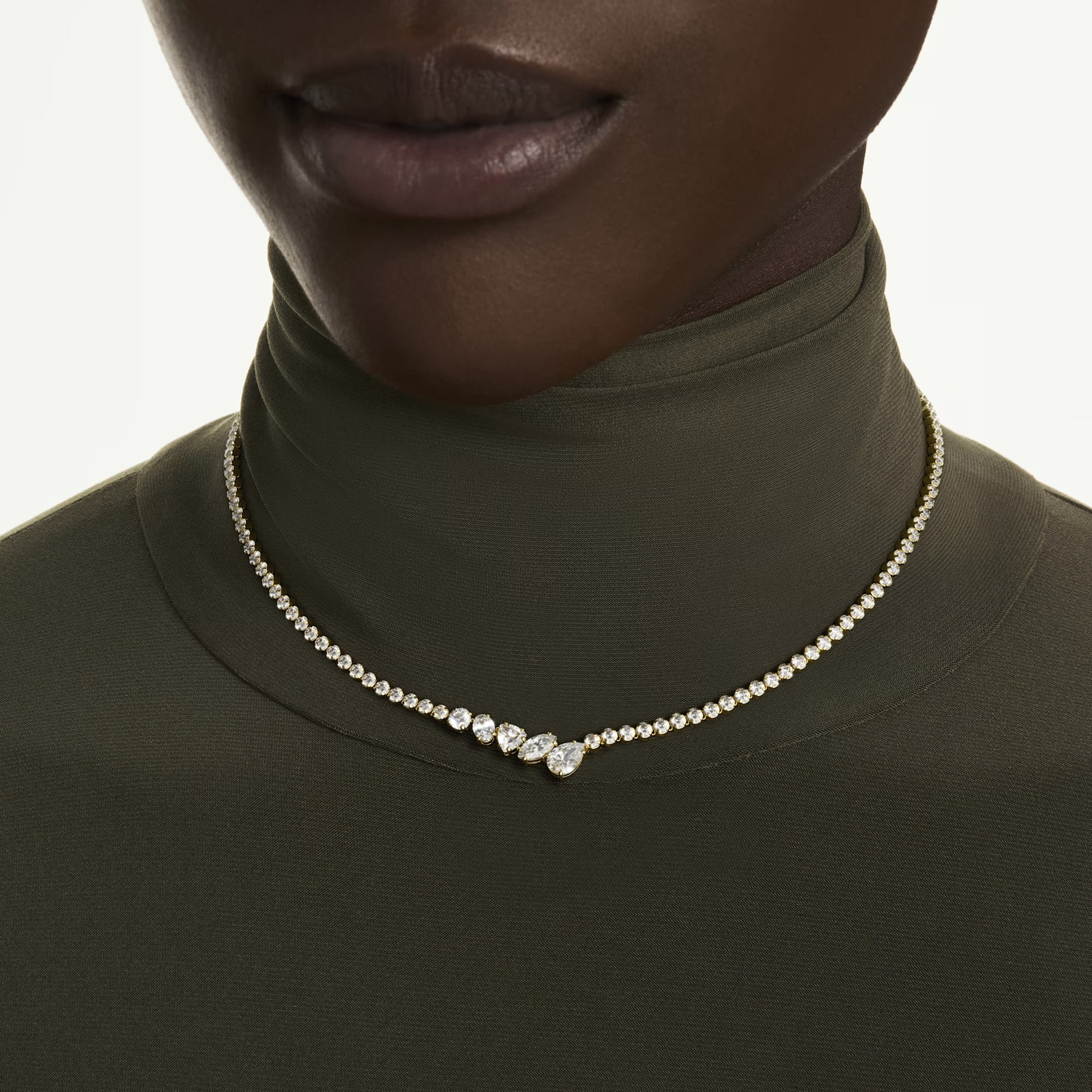 Mesmera V-Shaped Necklace (Mixed Cuts, White, 18K Gold Finish) 5747931